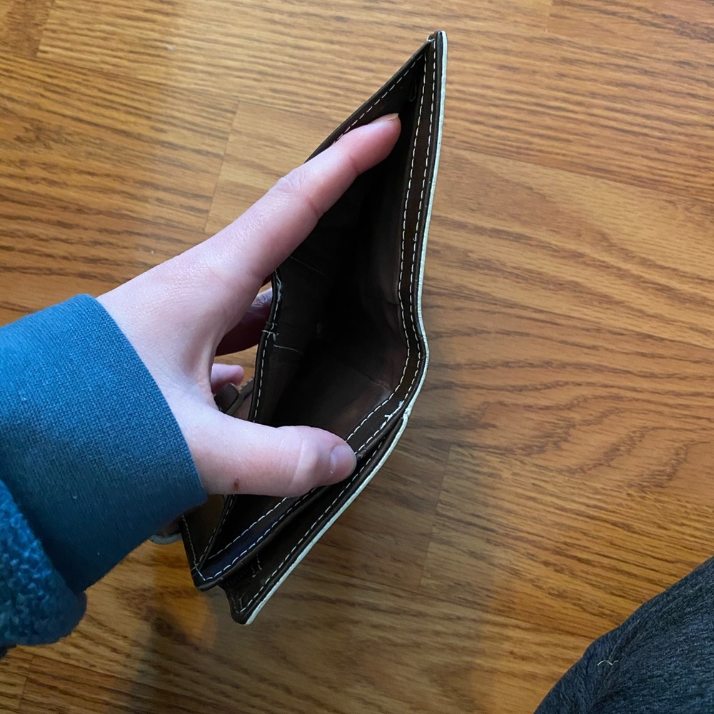 Wallet - Picture 5 of 5